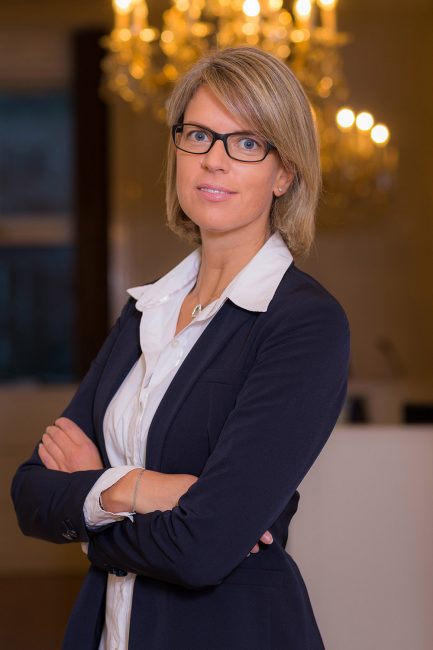 Rechtsanwältin-Dr-Michaela-Jahn-Portrait01